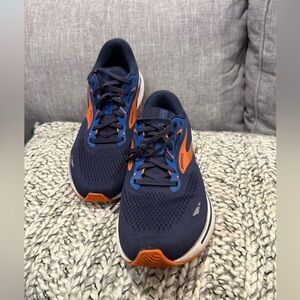 Brooks Men's Athletic Shoes - Navy and Orange